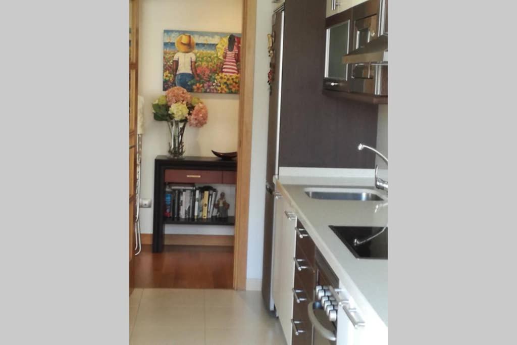 Apartamento Sanxenxo, 30 metros playa, céntrico. Exterior foto